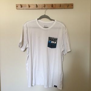Nike white T-shirt with a blue pocket